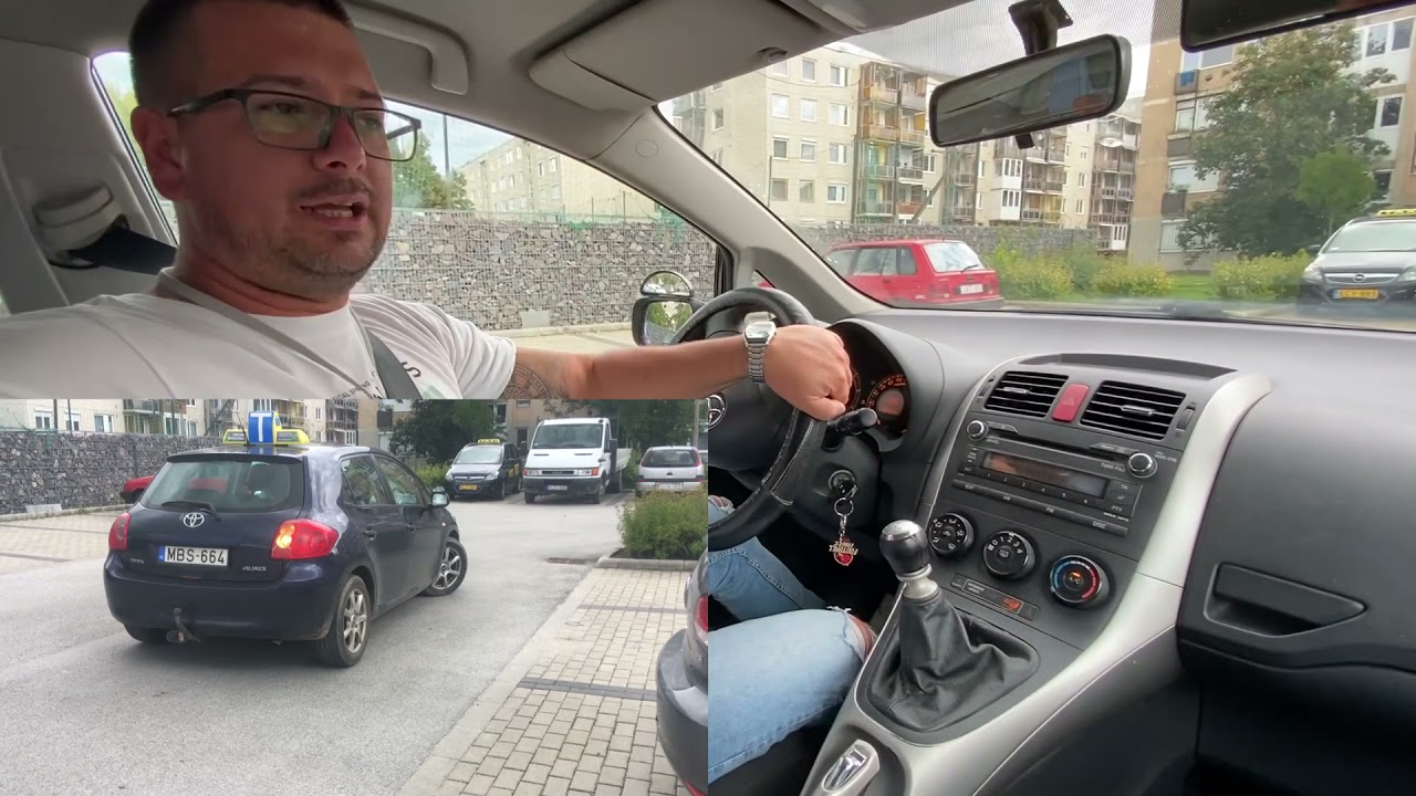 Beállás várakozóhelyre jobbra hátra 90°-os szögben