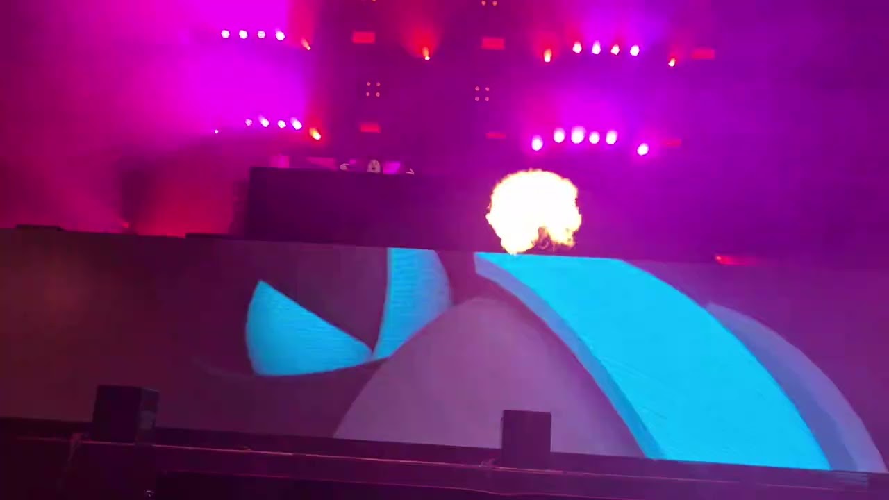 Kaskade live