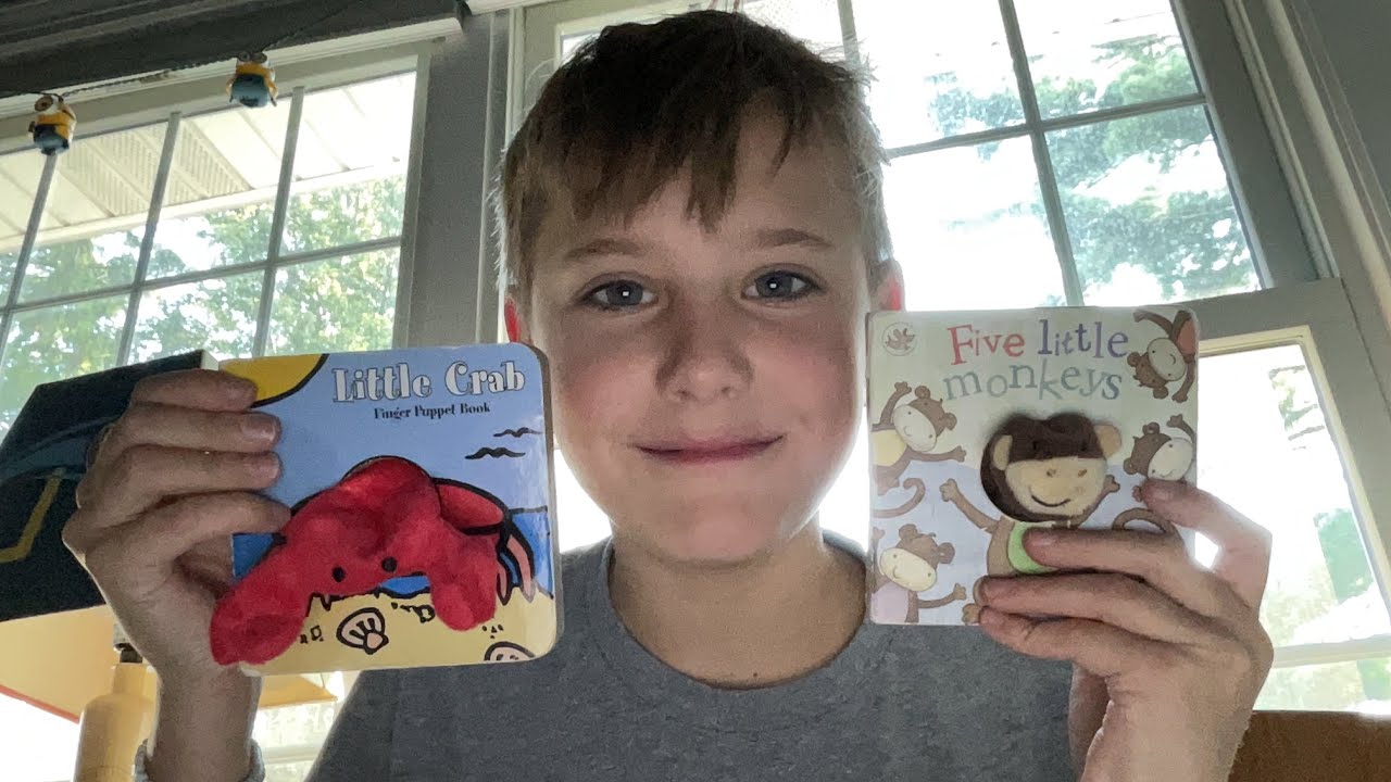 Reading to you puppet books with relaxing sounds!