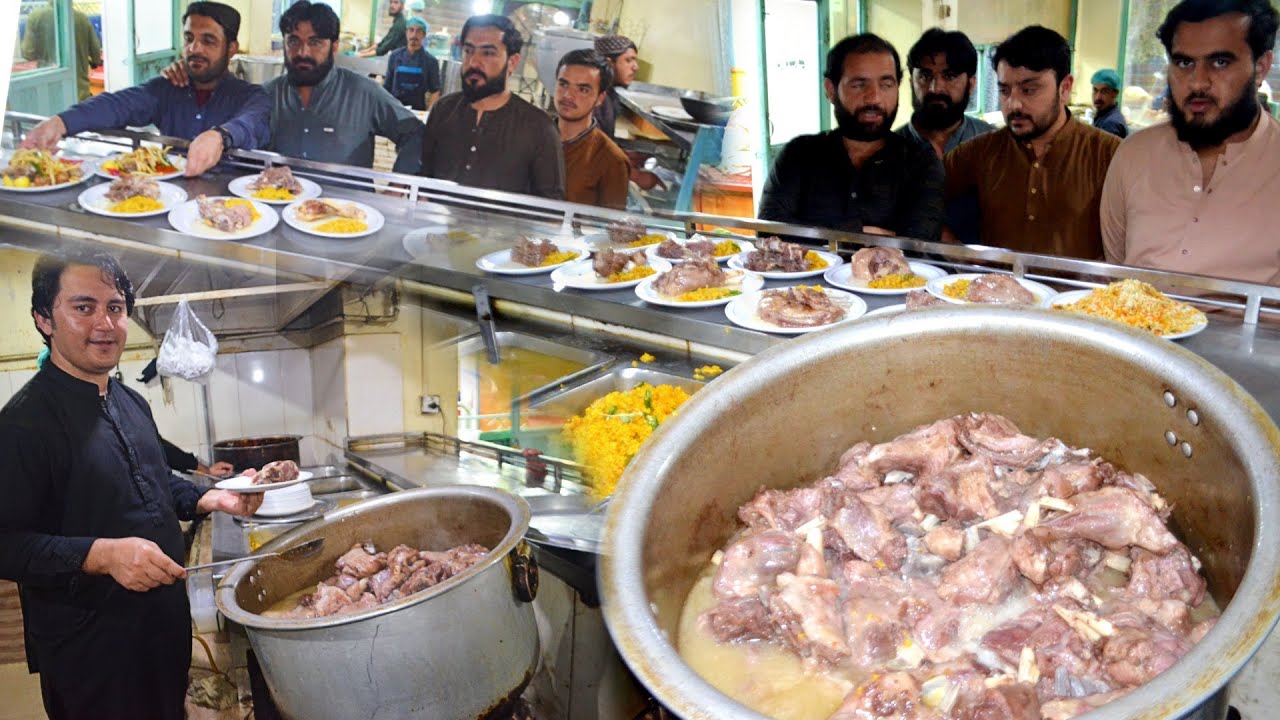 Quetta Famous Foods | Al-Dubai Restaurant Quetta Tasty Rosh | Mutton Rosh | Part 01