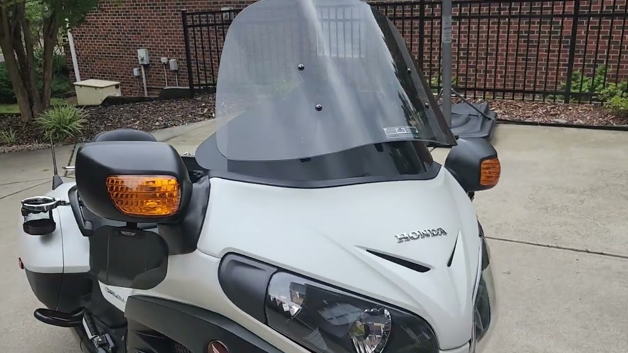 2016 Honda Goldwing F6B 30000 Mi review!