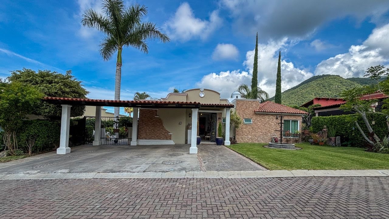 3 bedroom Mexican home with Mountain View’s for sale in lake Chapala México. USD $449,000 