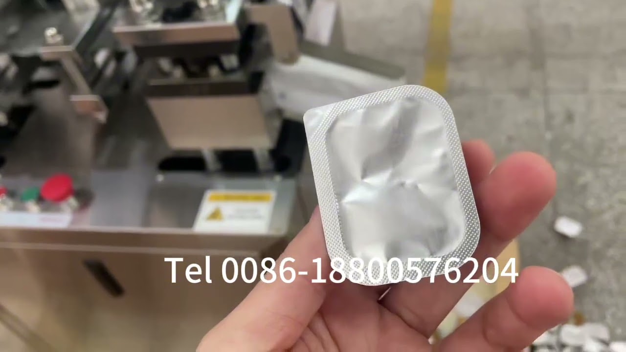 Automatic plastic box paste sauce filling seaming machine 