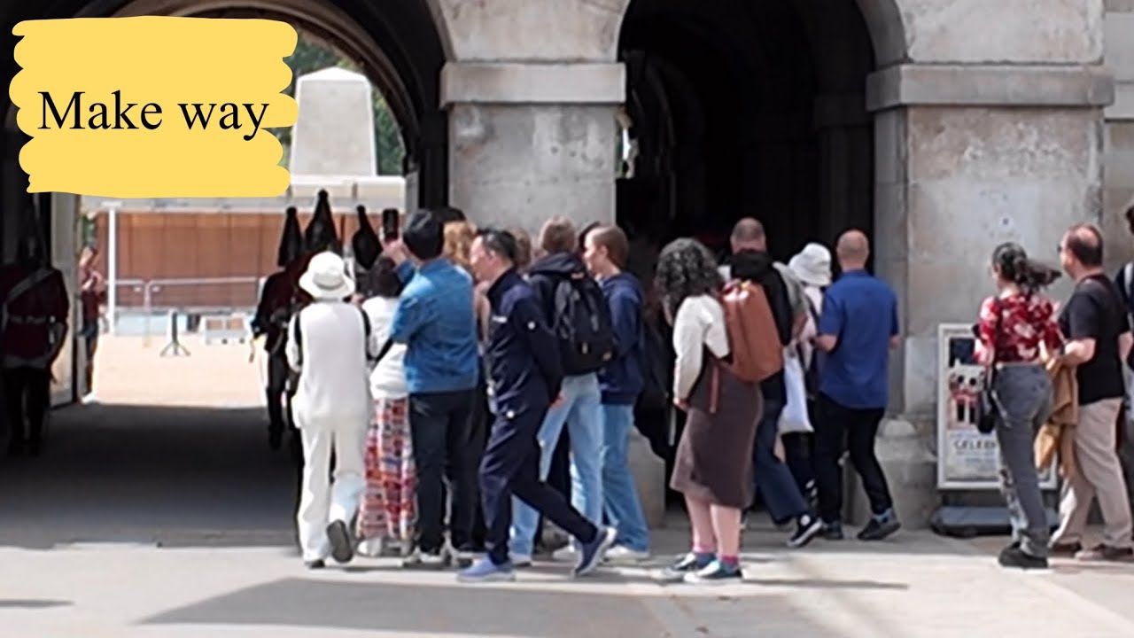 Make Way for kings guard, Everyone is shocked!!!