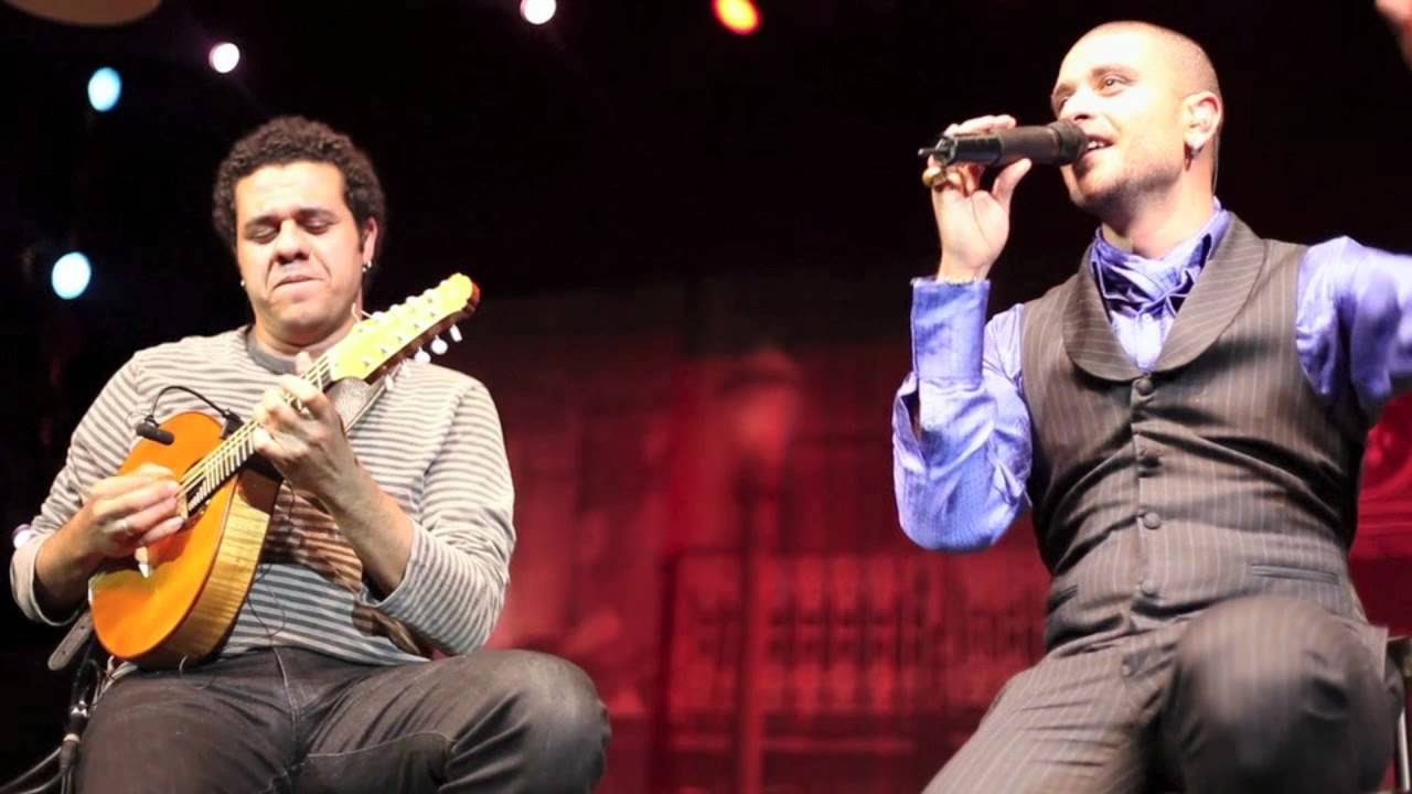 Diogo Nogueira & Hamilton de Holanda - Lama Nas Ruas