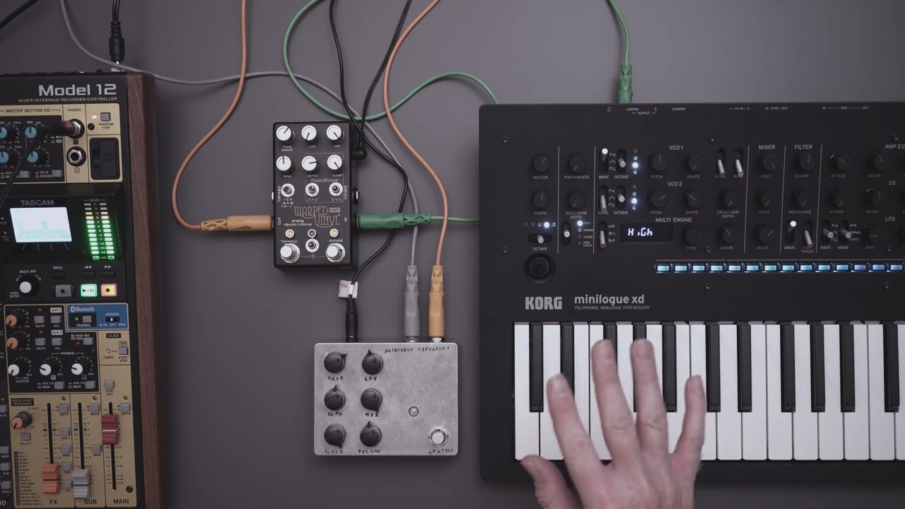 Battle of 2 lofi pedals - Chase Bliss Warped Vinyl HiFi vs Fairfield Circuitry Shallow Water