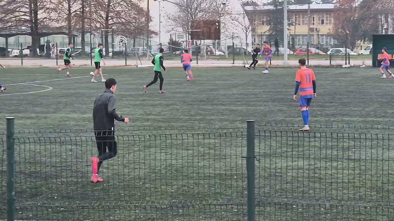 Fk Kolubara Lazarevac 1 - 1 Fk Radnički Valjevo kadeti, prvo poluvreme, prijateljska utakmica 