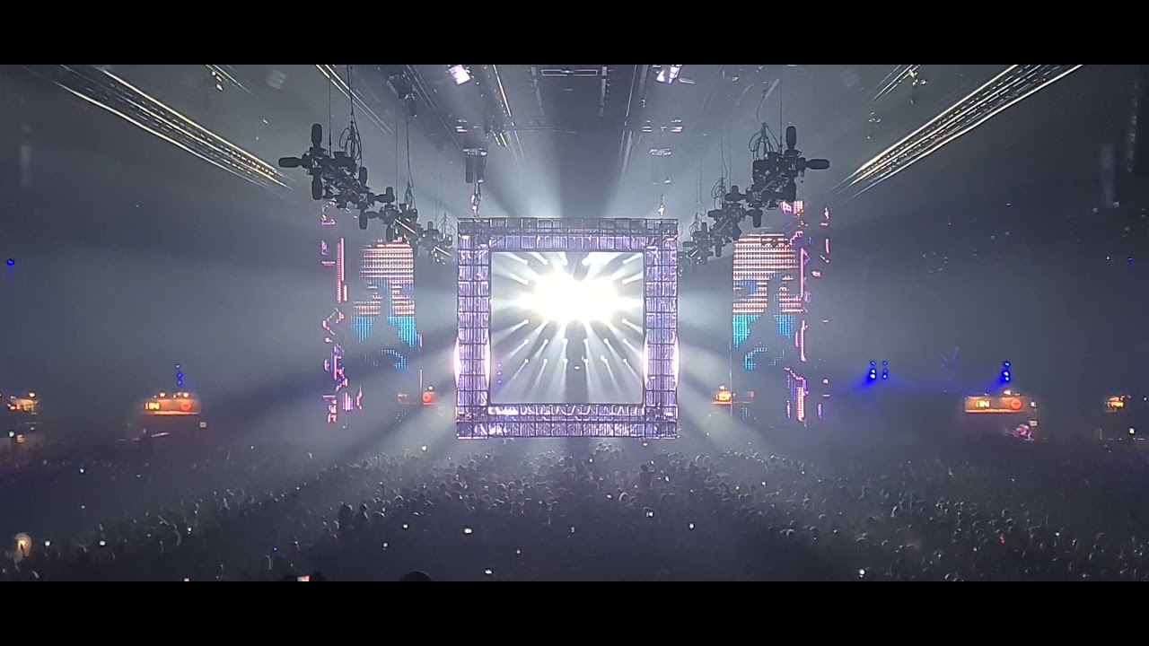 Enrico Sangiuliano intro at Rave Rebels 2021