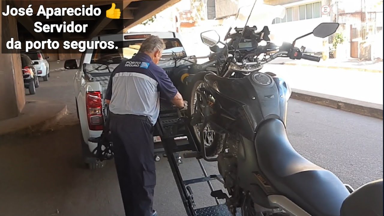 Reboque de moto porto seguro veículos . #porto seguros #moto #motocicleta #lander