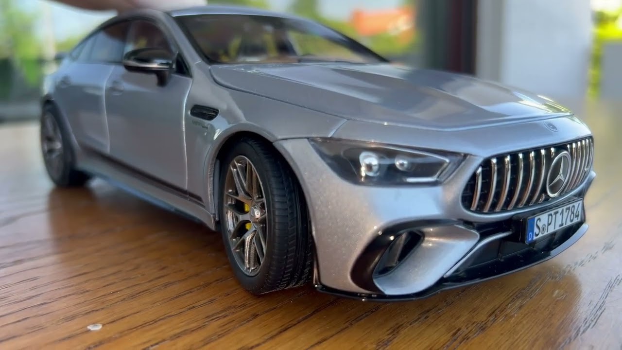 Modellauto Mercedes AMG GT 63 4Matic