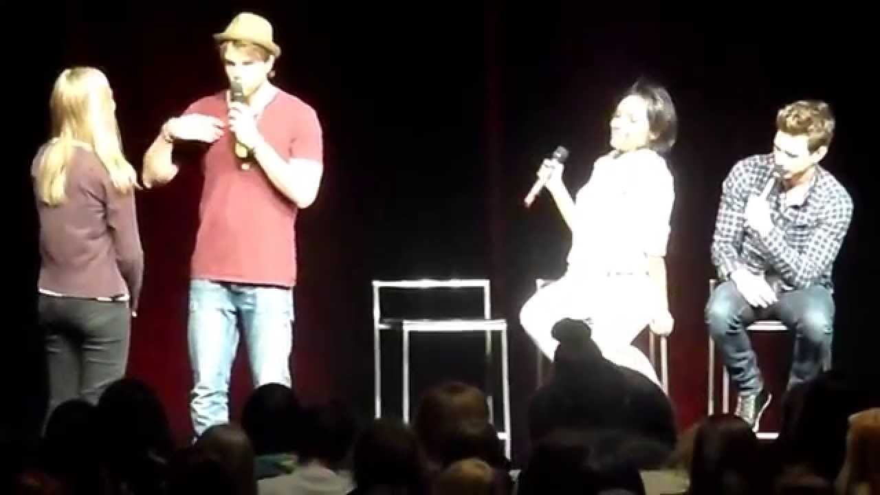 Nate Buzolic & Kat Graham- Bloody Night Con Europe 2014