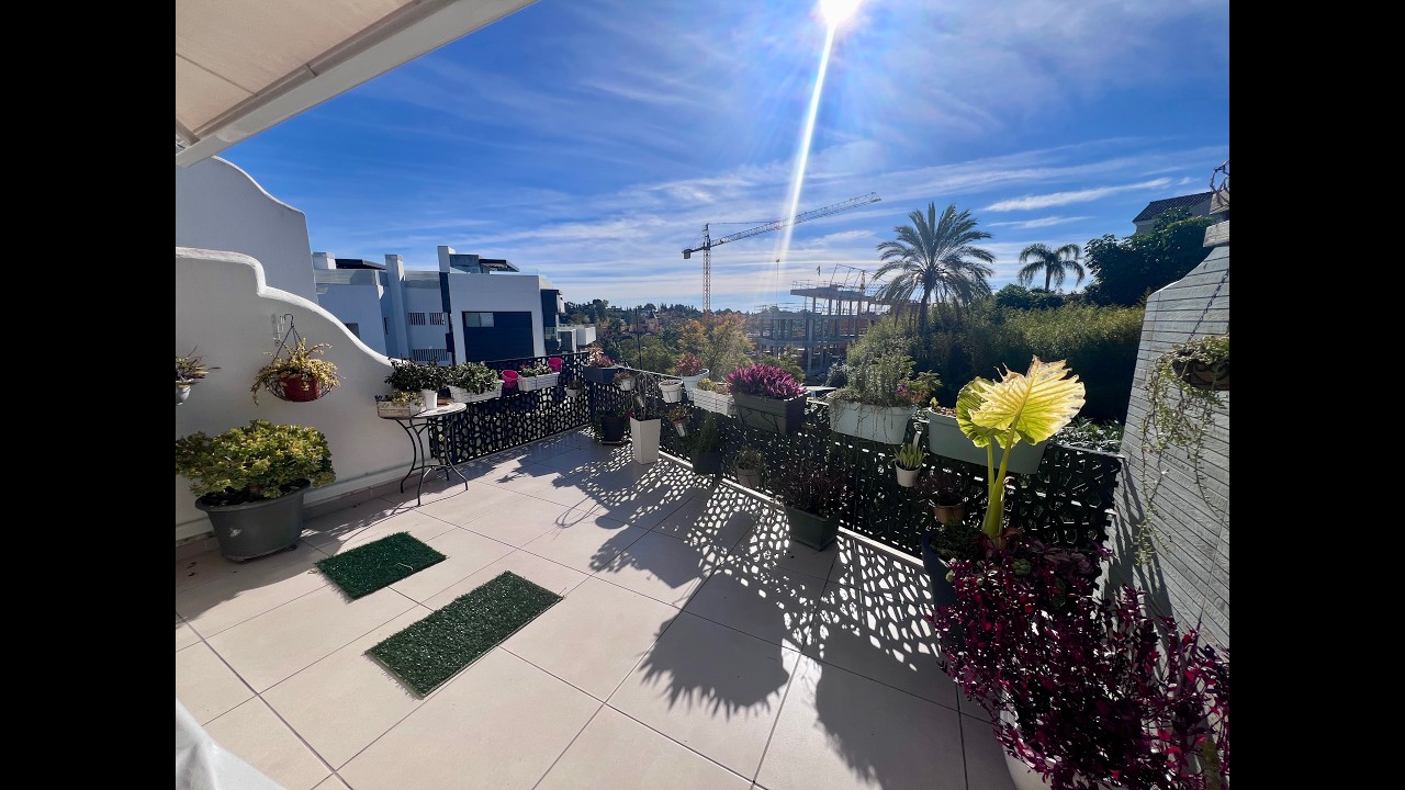 Three bedroom luxury townhouse in El Paraiso, Estepona, Costa del Sol, Spain