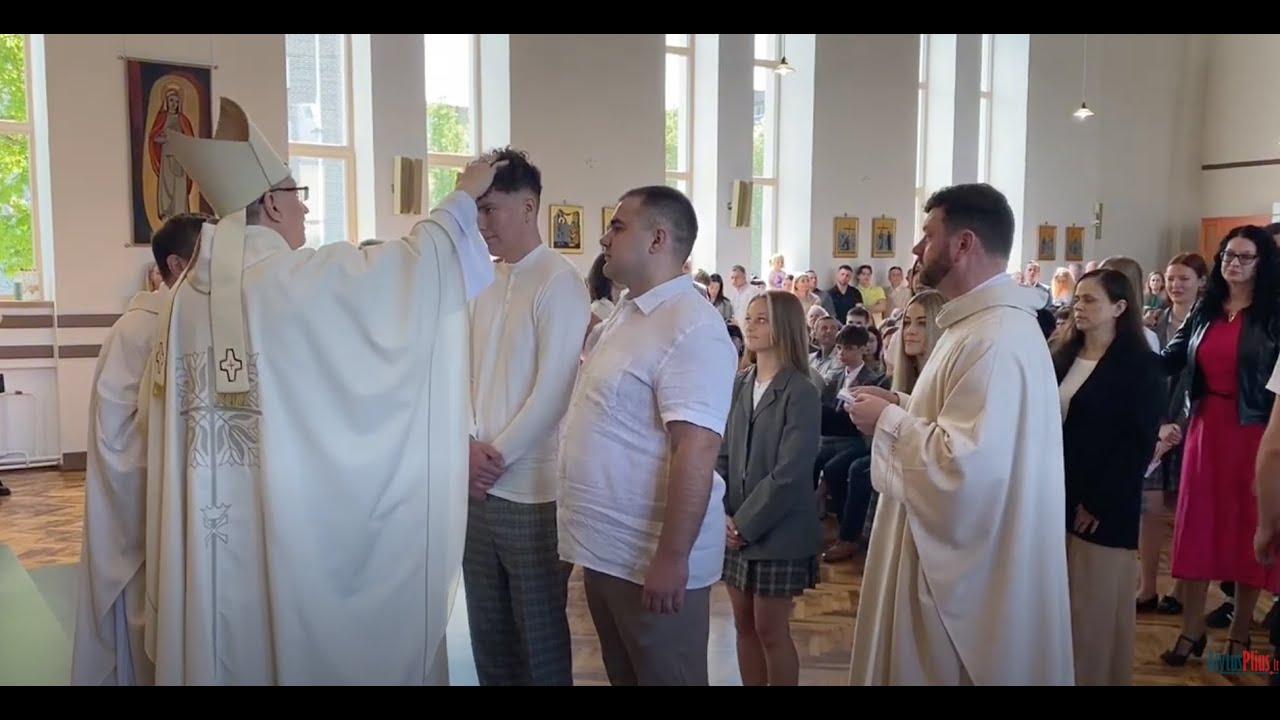 Sutvirtinimo sakramento teikimo iškilmė