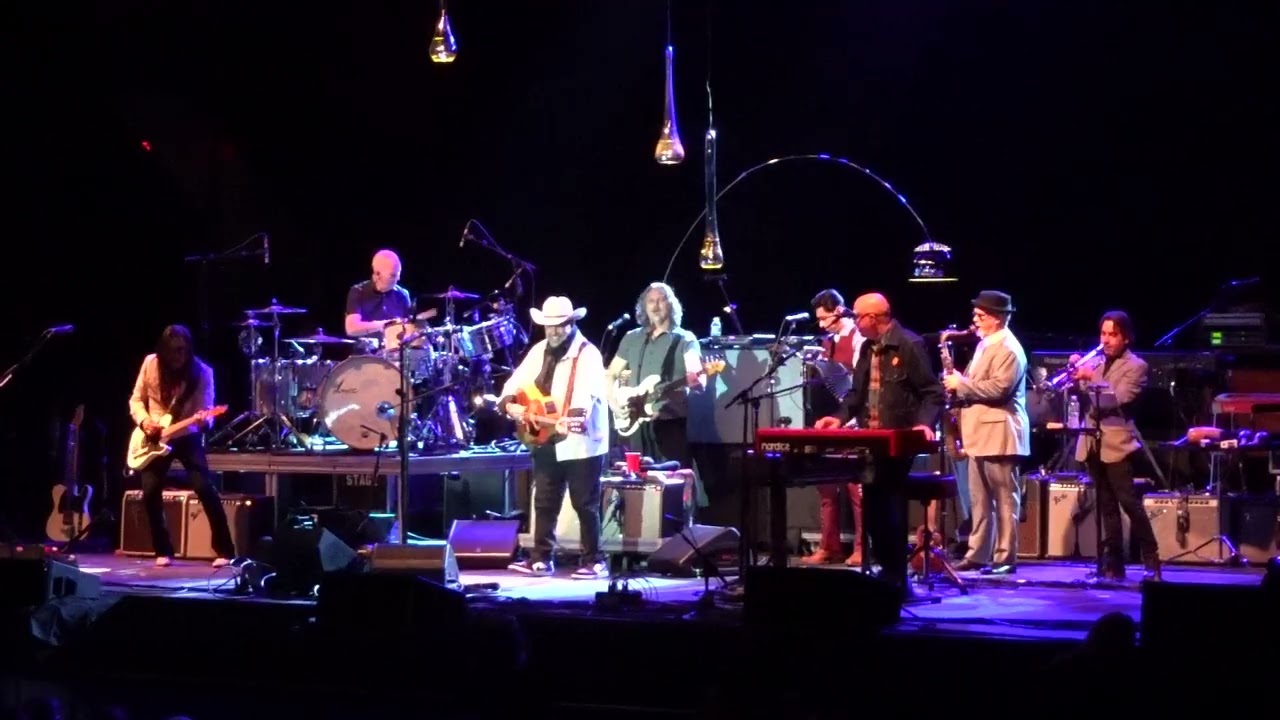 The Mavericks - Sabor a Mi - Live at Wings Stadium in Kalamazoo, MI 3-27-25