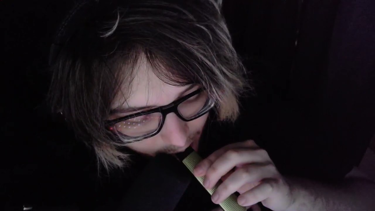 BIG KAZEN ASMR *SATISFYING VAPE HITS* AND FARTS (WORKING 2022)