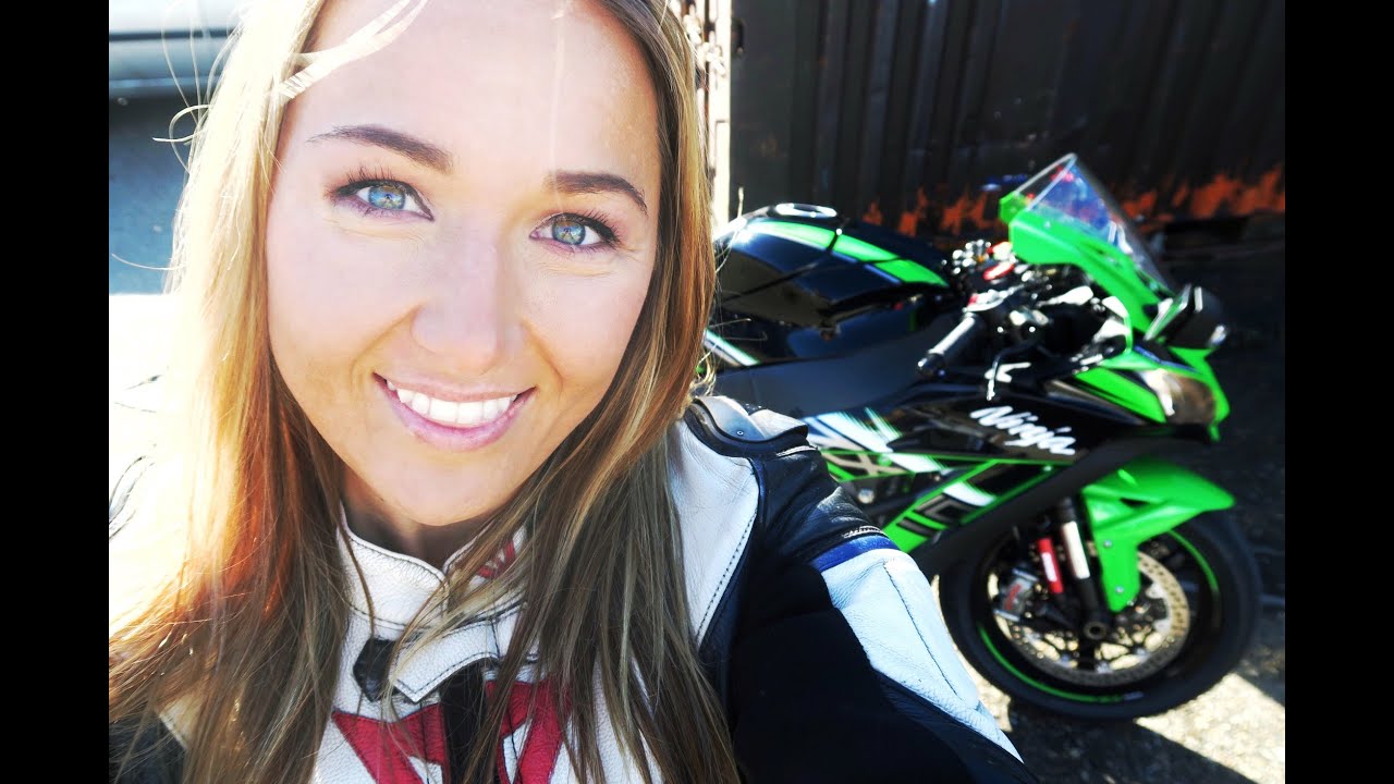 2016 Kawasaki ZX-10R  - Road Test Review | Joanna F. Benz