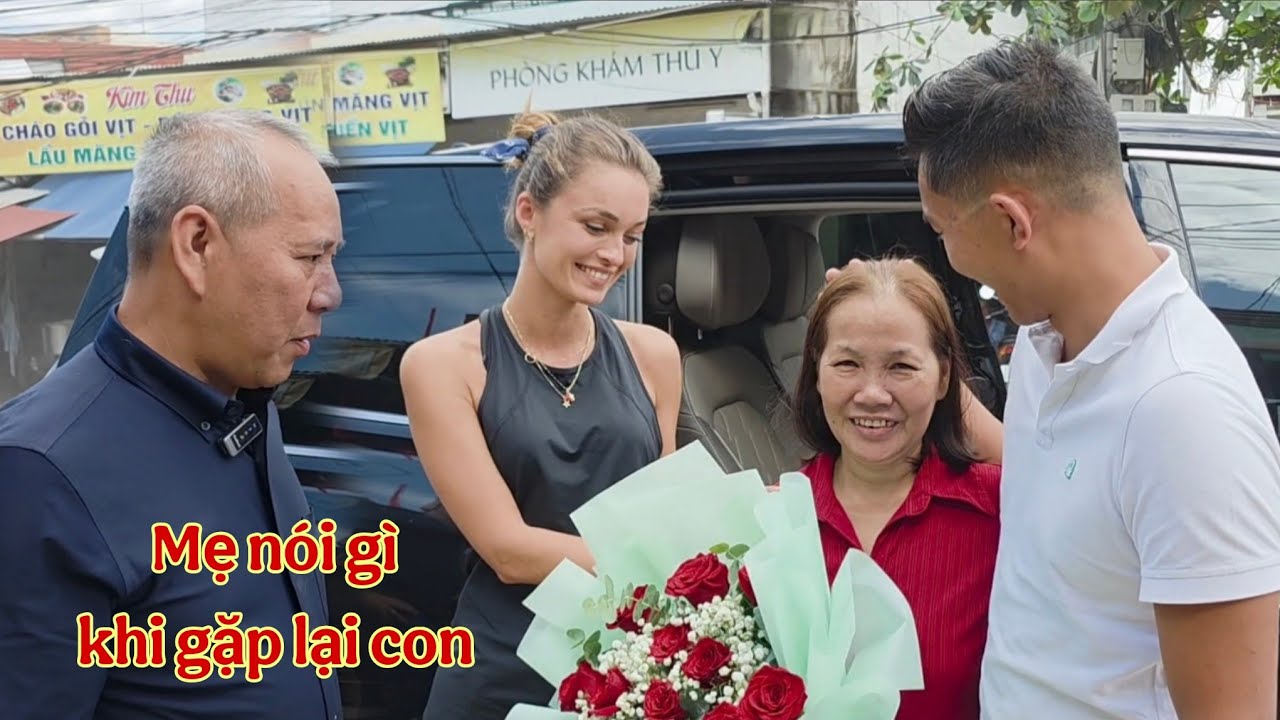 ( 2068 ) Sau 32 năm gặp lại con. 17 năm trước con tìm về mà Mẹ không nhận(  Lý do thật ngớ ngẩn )