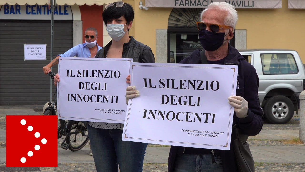 Codogno, protestano commercianti: chiavi consegnate al sindaco