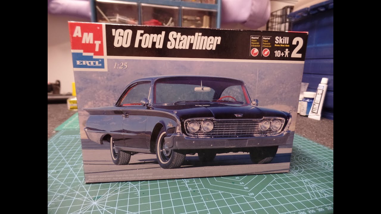 1960 Ford Starliner AMT Ertl 1:25 Scale Model Car Kit Unboxing
