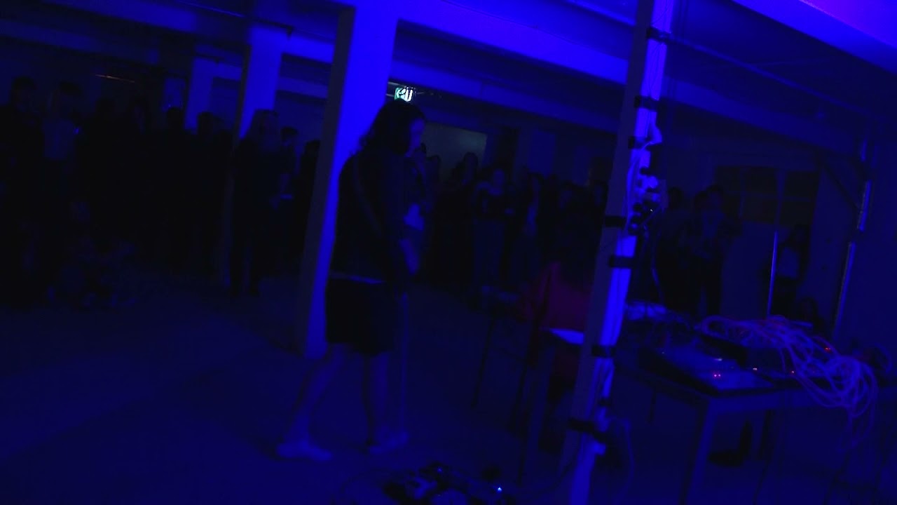 DJ Lillypad (ft Cordelia Crosbie) (Mono-Poly-April, Liquid Architecture)