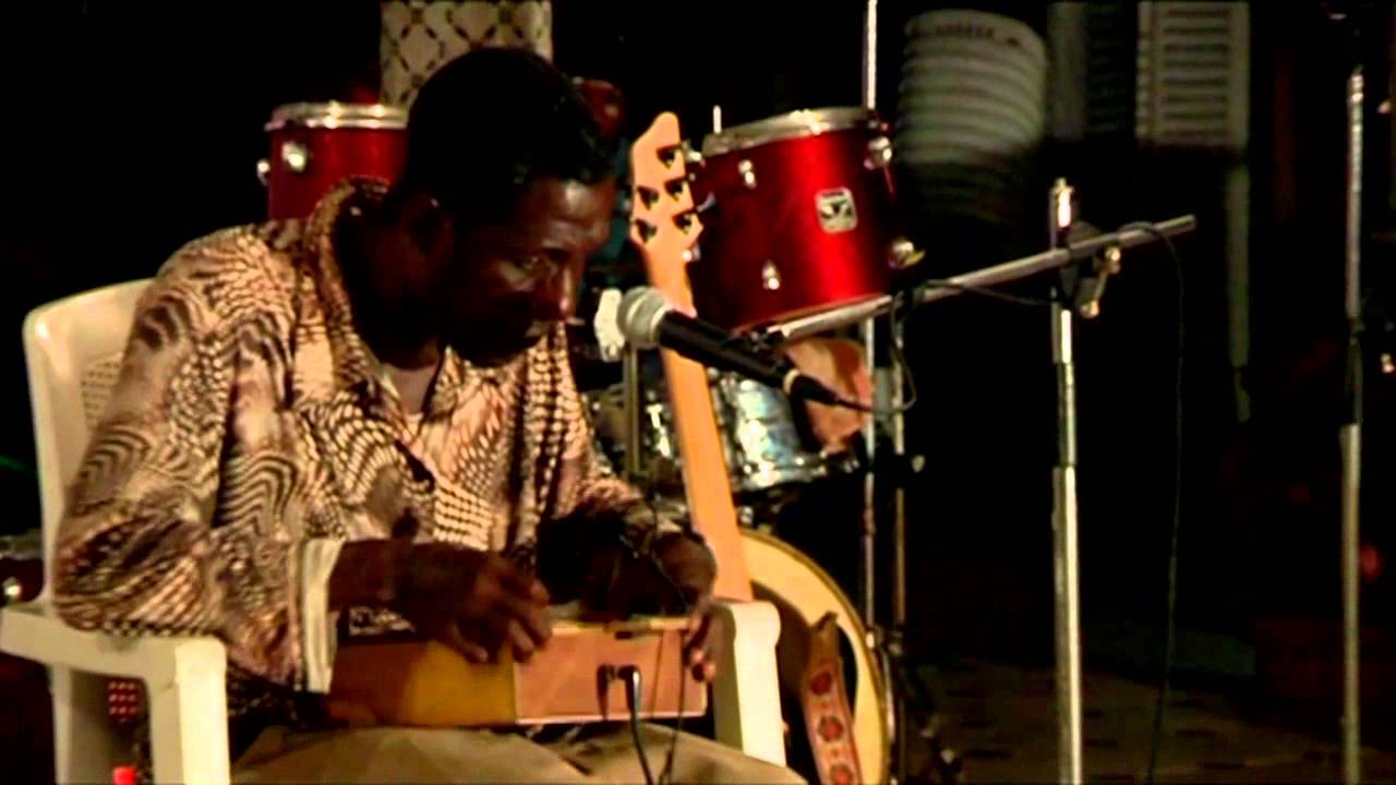 Sorie Kondi - Nor Fala (live in Freetown, 2009)