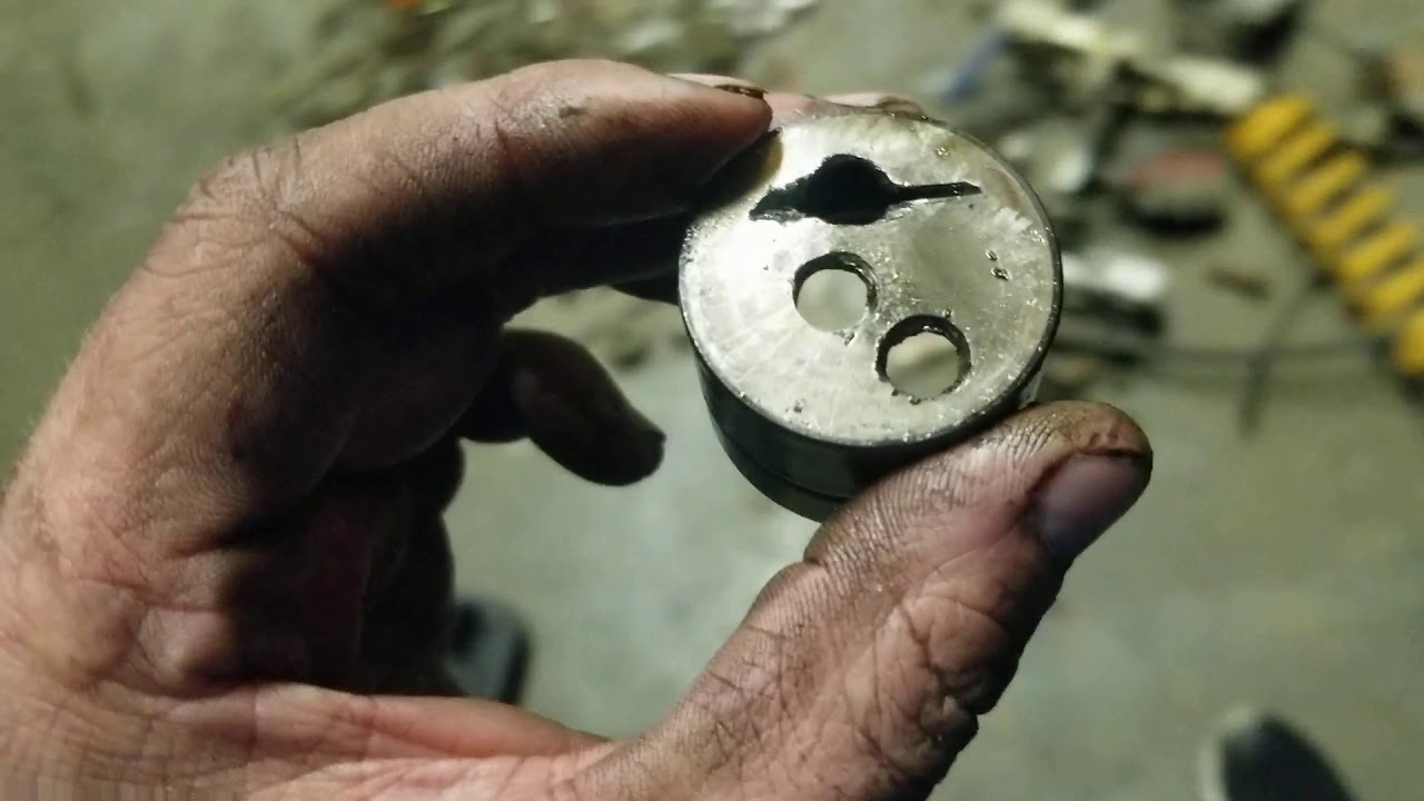 Taking the head apart out of VW TDI BRM with stuck lifters