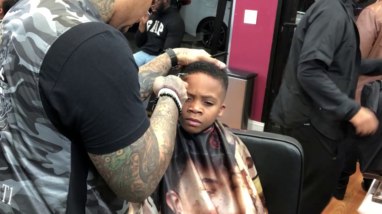 Light quick fade with airbrush enhancement....tutorials