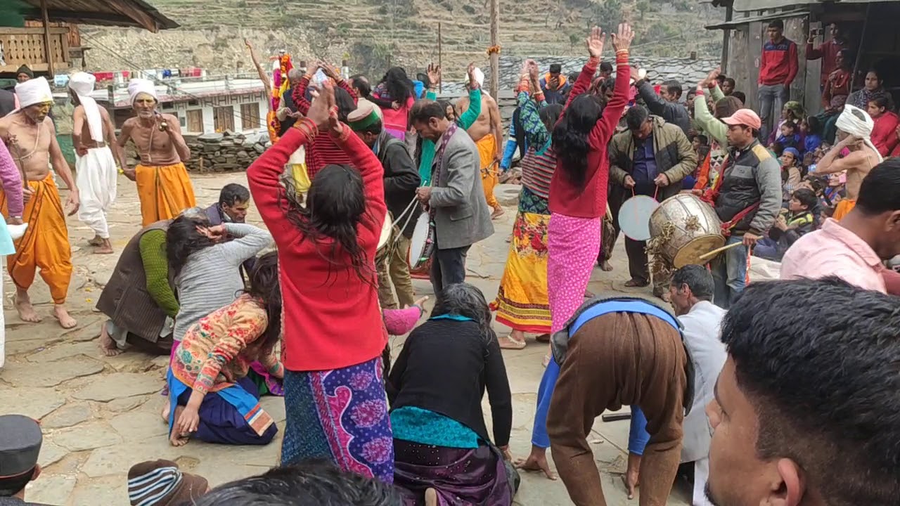 पहाड़ी पांडव नृत्य