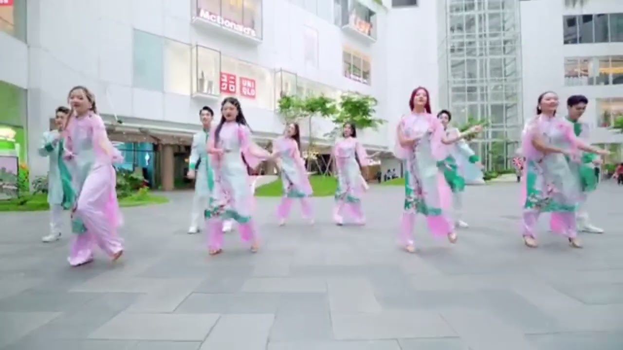 Như hoa mùa xuân( bản biên kết hợp) 