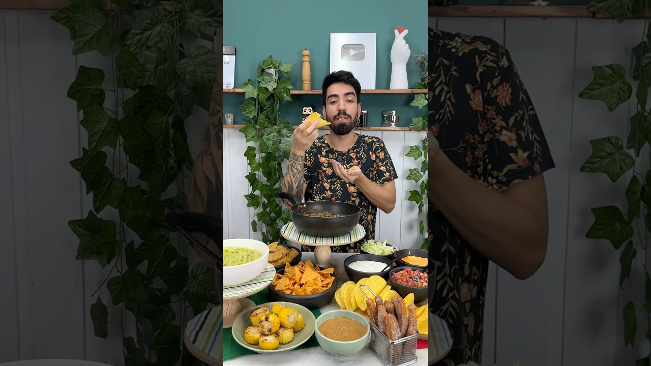 Noite de Comida Mexicana 🇲🇽🌮 Fiz esse banquete pra mim mesmo, porque eu mere&ccedil;o!