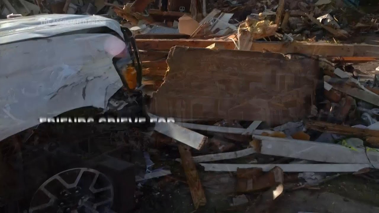 Friends mourn Mississippi tornado victims