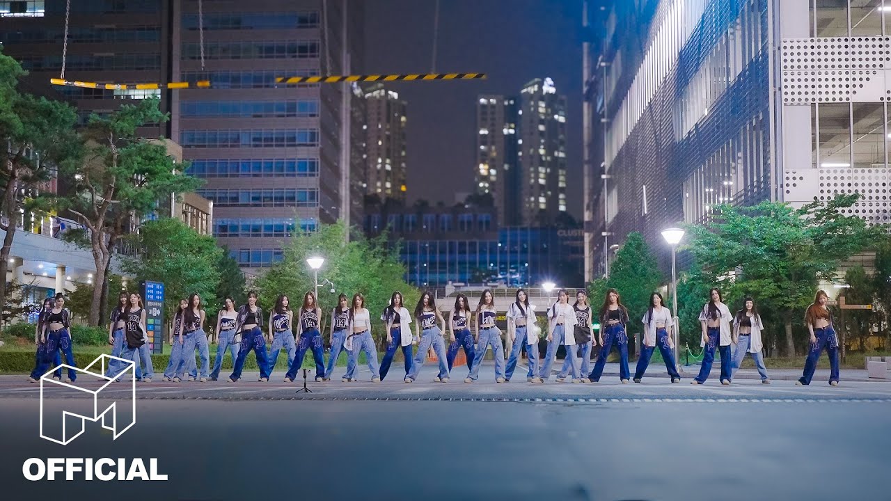 tripleS 24인의 서사는 매일매일 업데이트! | EN JP CN |  '24' Perfomance Video Behind