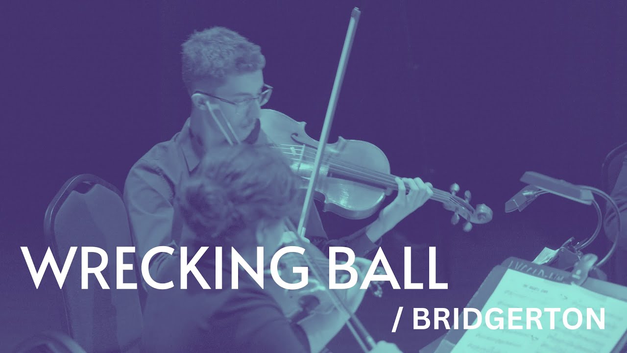 Miley Cyrus - Wrecking Ball