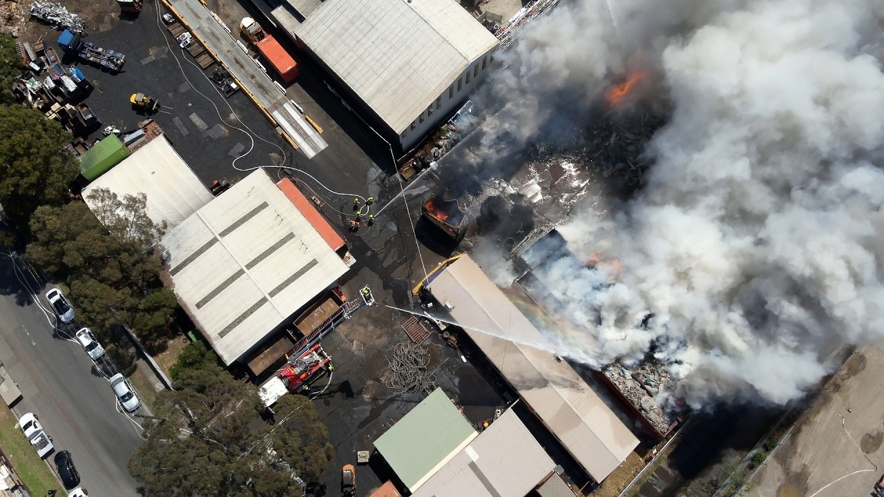 Metal recycling complex fire - Villawood