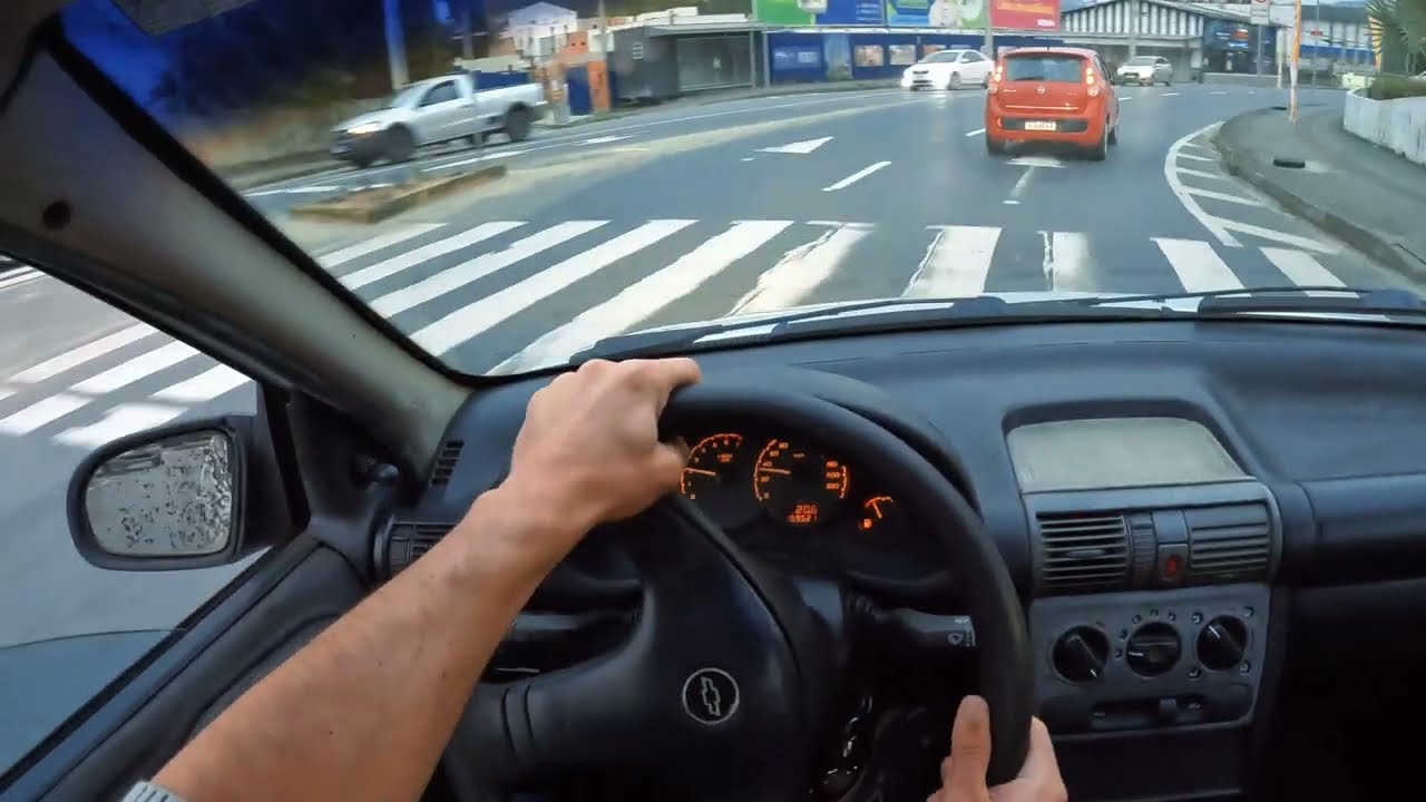 4K POV drive Brazil - Chevrolet (GM) Corsa de leil&atilde;o do Detran - GoPro Hero 10