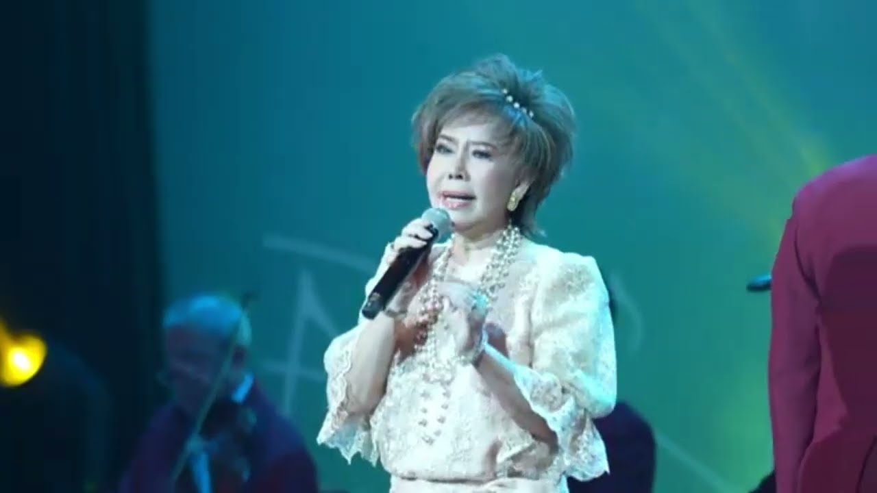 ชีวิตบ้านนา  ขับร้องโดย  พรศุลี วิชเวช (ดาวค้างฟ้าสุนทราภรณ์)