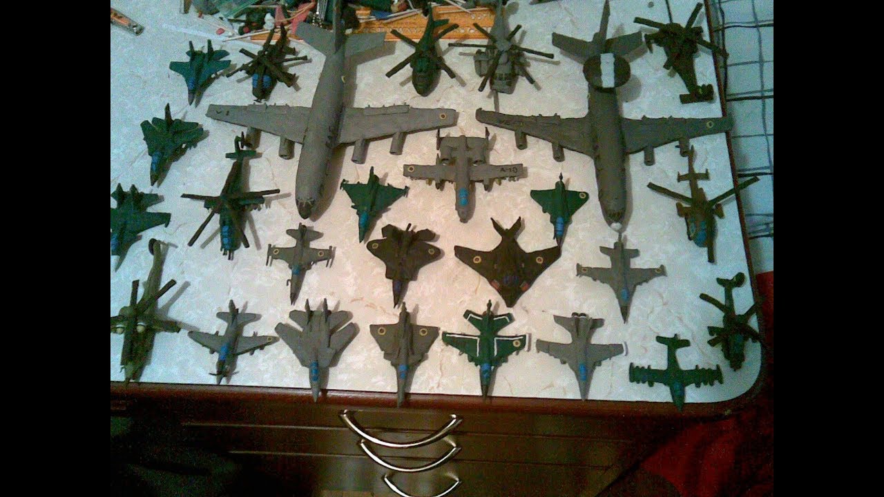AVIONES Y HELICOPTEROS DE GUERRA HECHOS DE PLASTILINA