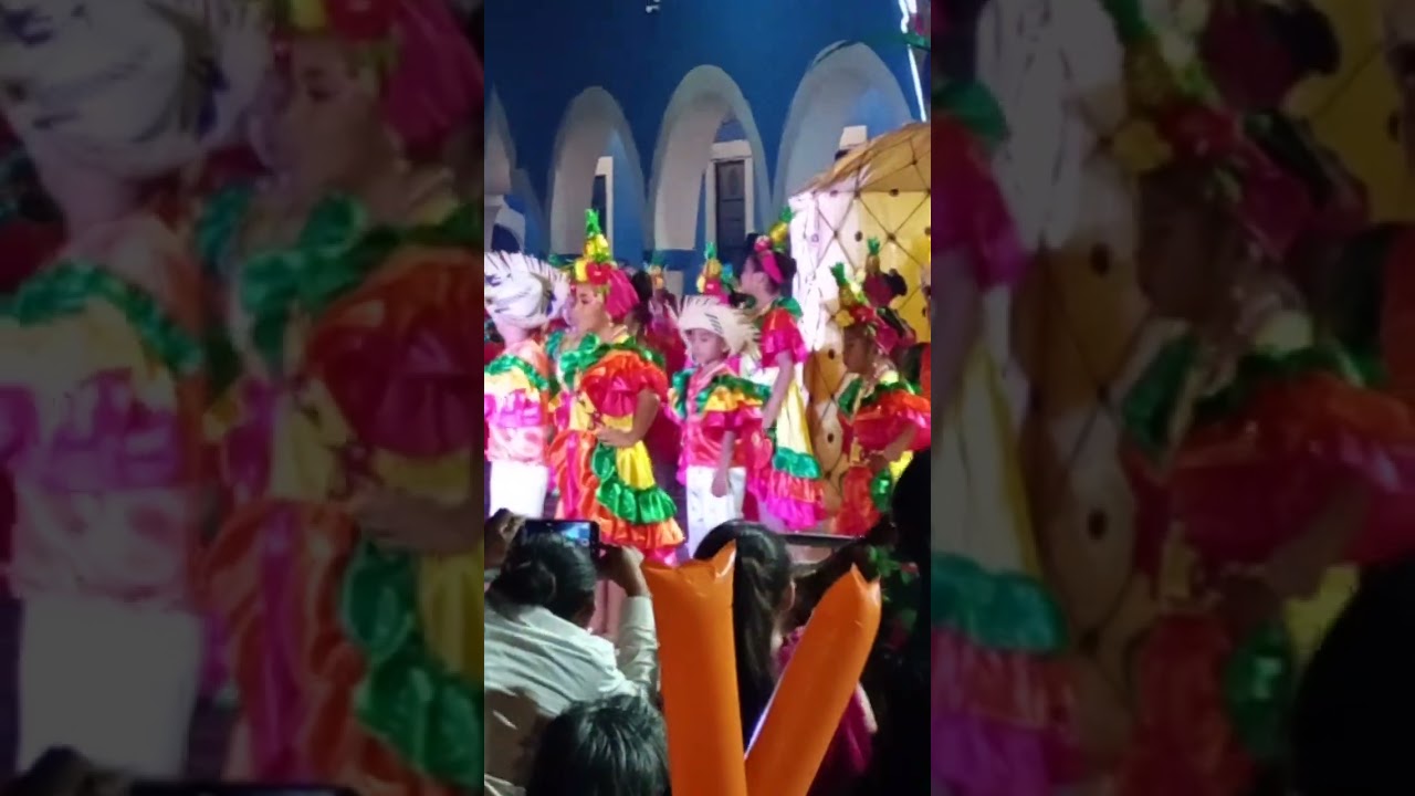Conductora Brenda cruz  carnaval 2026 angelito 