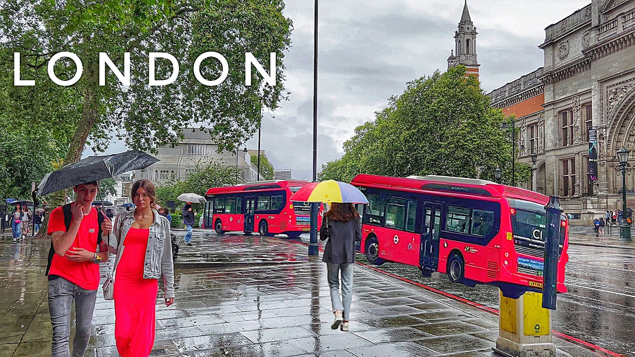 Luxury London City Walk in the Rain | 4K HDR London Virtual Walking Tour | Chelsea & Knightsbridge