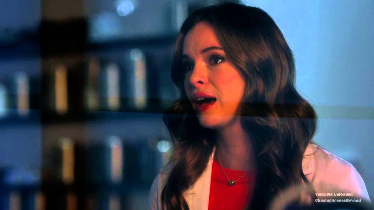 The Flash 2x01: Barry and Caitlin #2 (Caitlin: It wasn't your fault) | Harrison Wells confesses