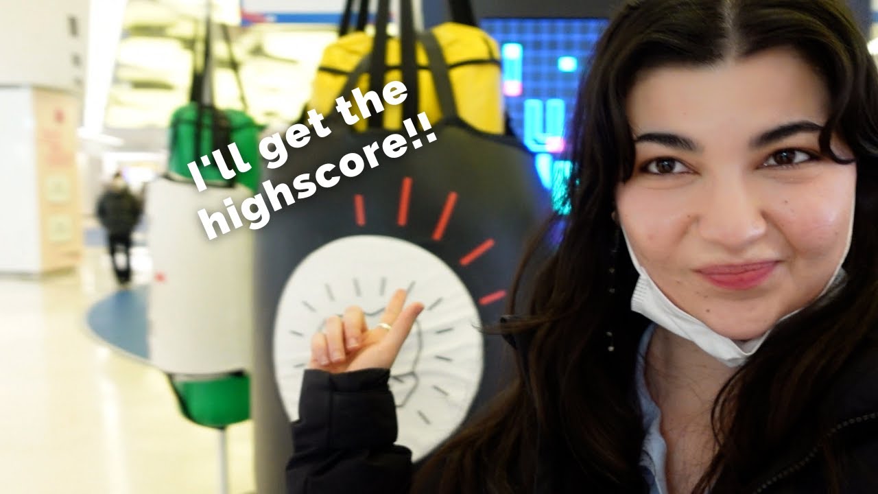 Losing all our money at the Korean Arcade | Hongdae, COEX, Insadong | Weekly Vlog Ep.4 [ENG/한글]