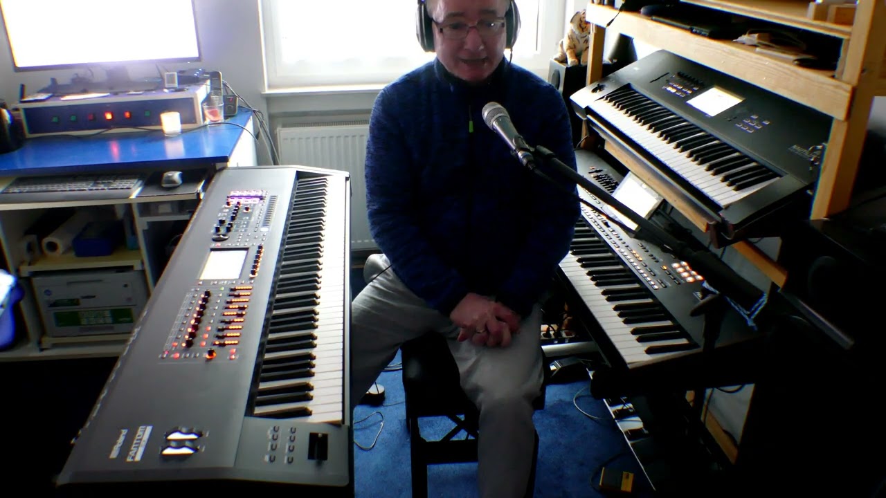 Roland Fantom EX 8 als Erg&auml;nzung zum KORG-Set