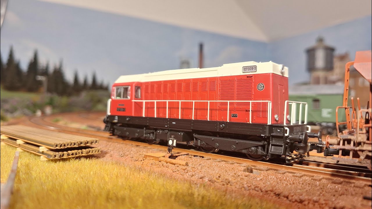 Diesellok BR 107 