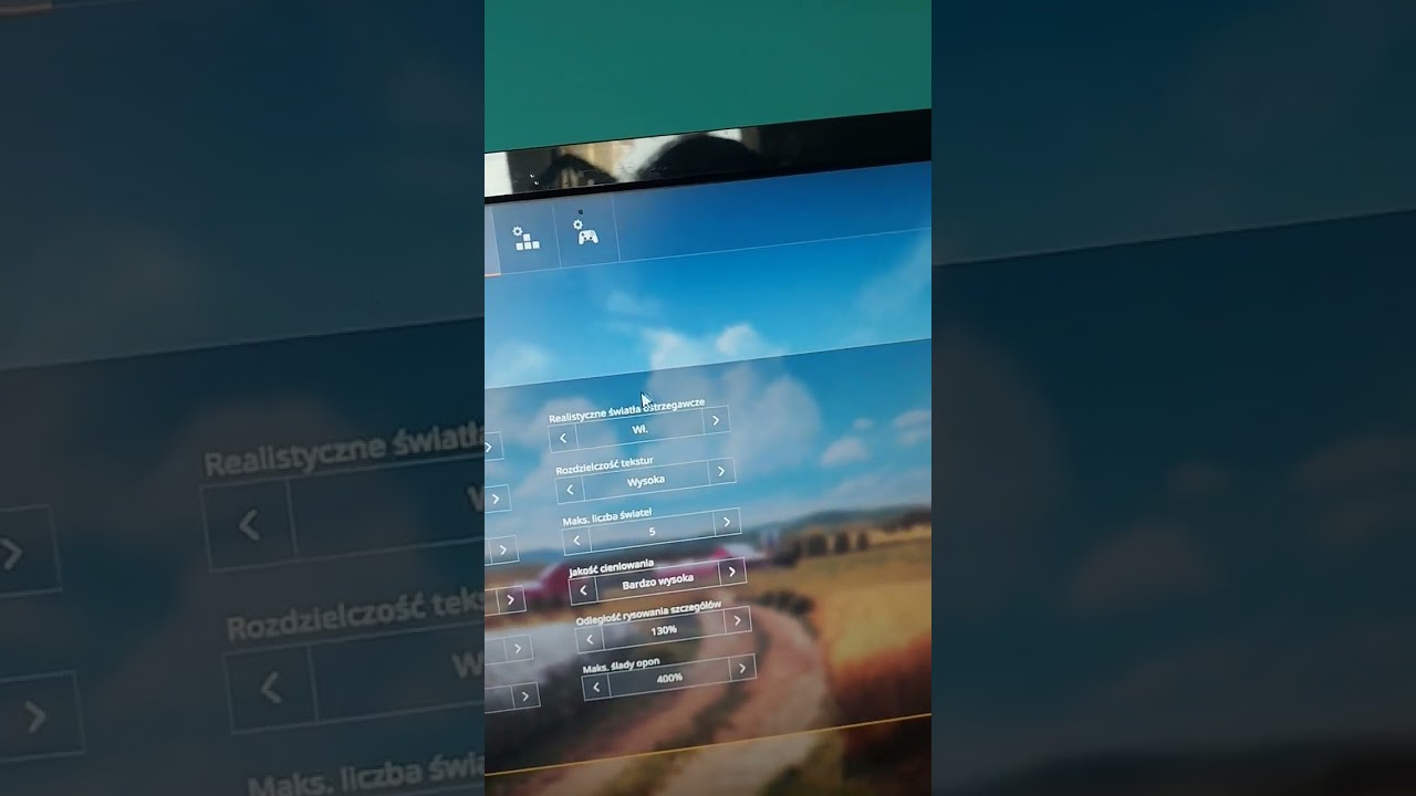 Jak włączyć realistyczne koguty FS19