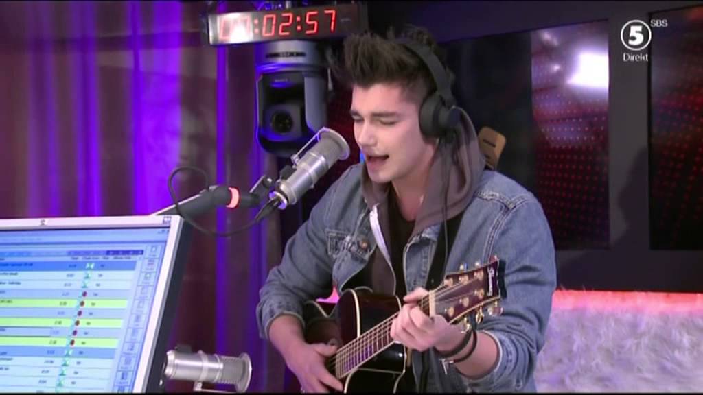 Anton Ewald - Begging - LIVE i VAKNA med NRJ