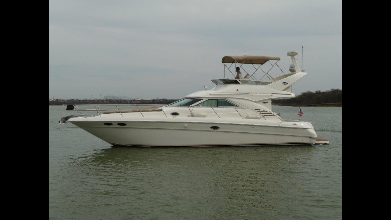 2003 Sea Ray 400 Sedan Bridge at MarineMax Dallas Yacht Center
