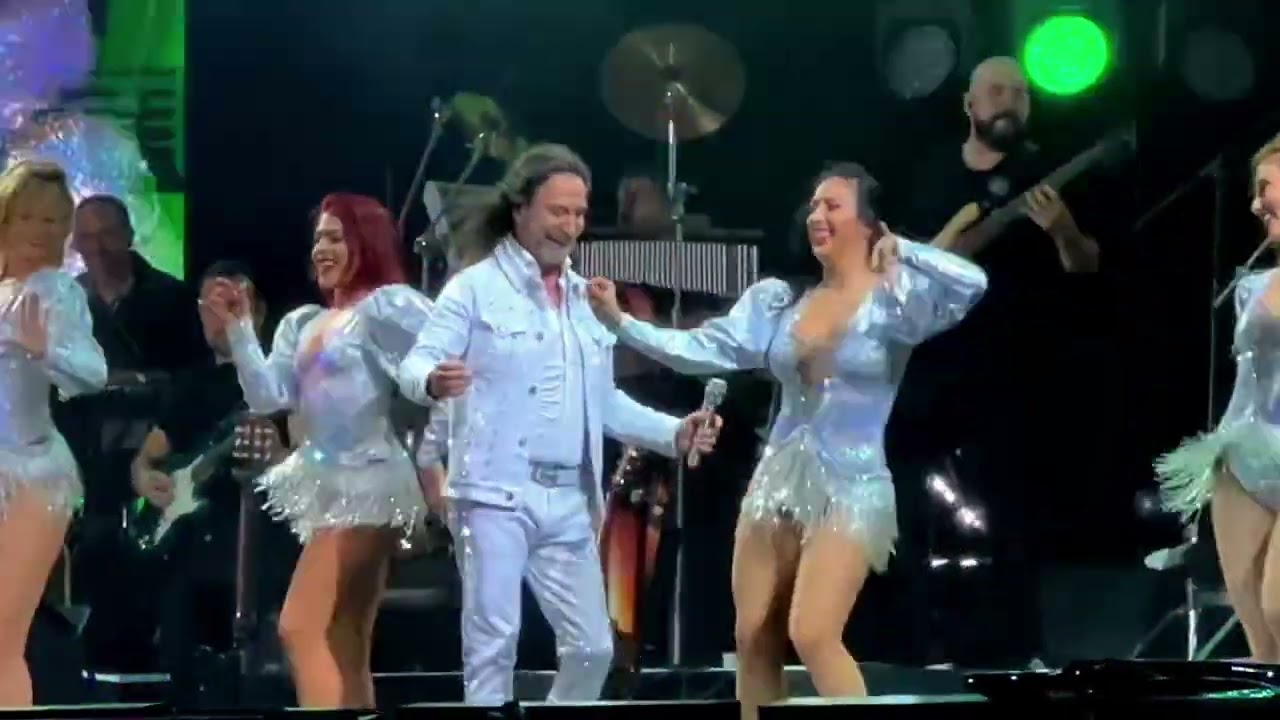 Marco Antonio Solís "BAJO LOS OJOS DE DIOS" Eternamente Agradecido World Tour 2024 Concierto Cancún
