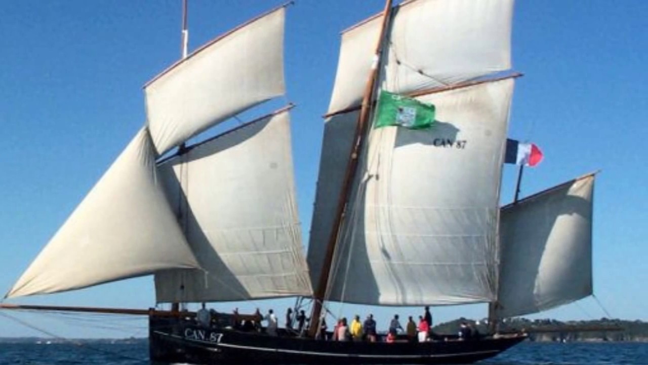 Le Marin Pêcheur ( Hugo pas un gars de Groix) - Lucien Gouron (1974) Download