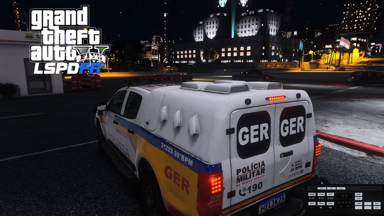 GTA V LSPDFR  - ROUBO A JOALHERIA + QUADRILHA FORTEMENTE ARMADA