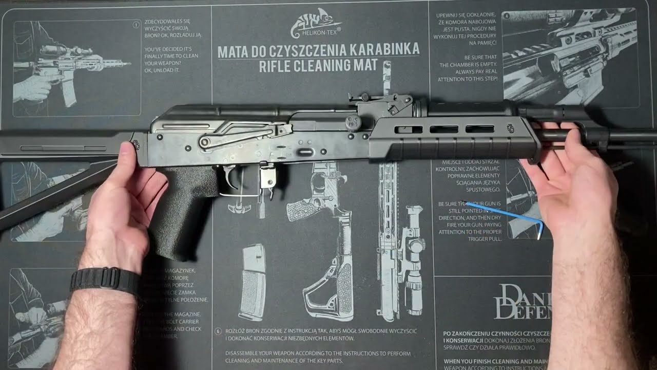 Modding airsoft AKM with 3d printed parts.